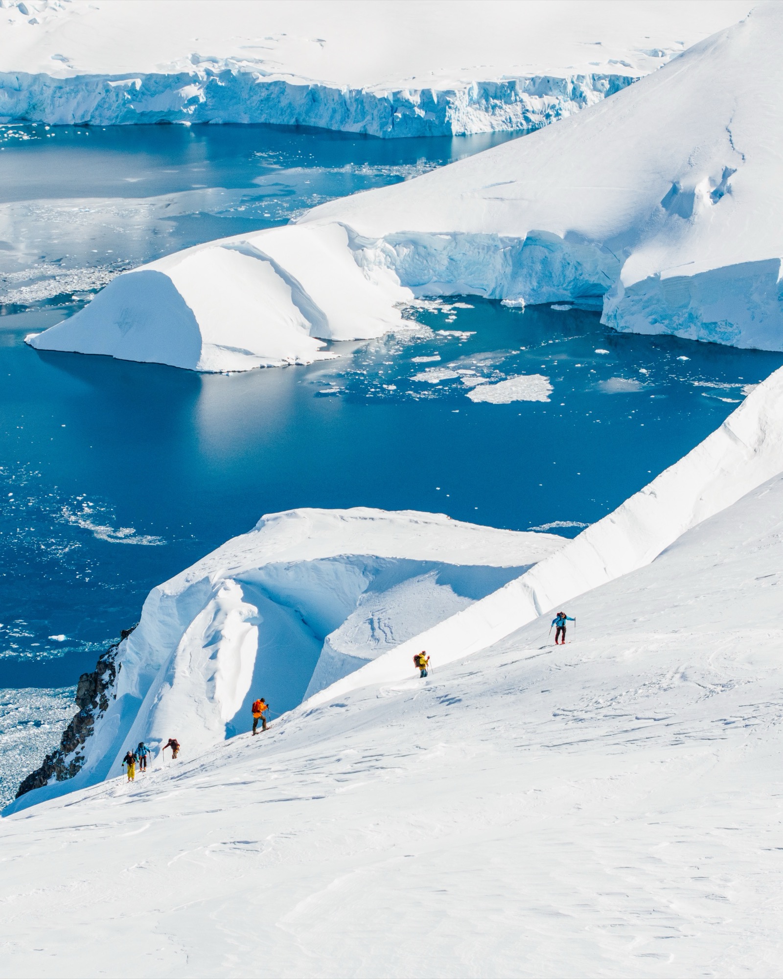 Expedition trekking